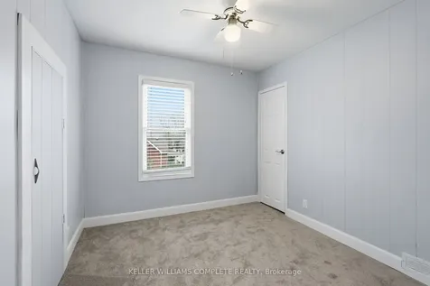 507 Queensdale Avenue E Hamilton ON L8V 1K7