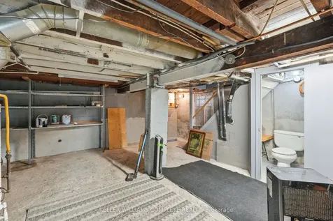 507 Queensdale Avenue E Hamilton ON L8V 1K7