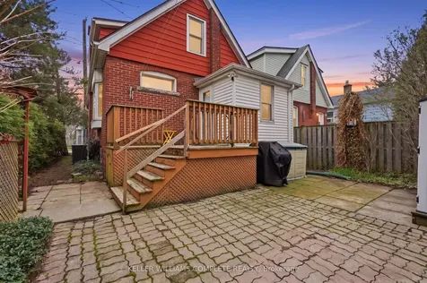 507 Queensdale Avenue E Hamilton ON L8V 1K7