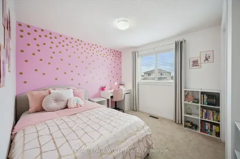 31 Tisdale Court Kitchener ON N2A 4H5