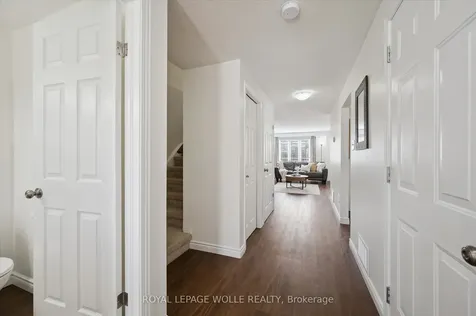 31 Tisdale Court Kitchener ON N2A 4H5