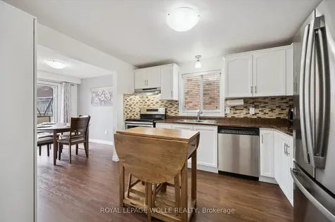 31 Tisdale Court Kitchener ON N2A 4H5