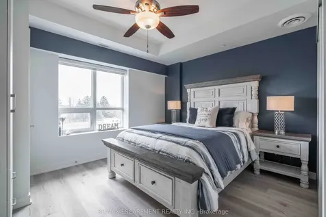 16 Markle Crescent Hamilton ON L9G 0H4