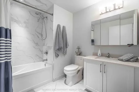 16 Markle Crescent Hamilton ON L9G 0H4