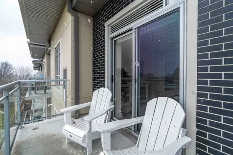 16 Markle Crescent Hamilton ON L9G 0H4