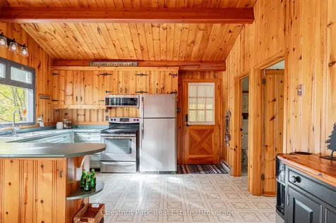 639 Evergreen Trail Huntsville ON P0B 1M0