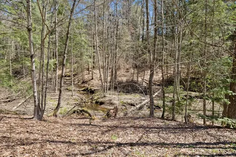 1052 Old Falkenburg Road Bracebridge ON P1L 1X4