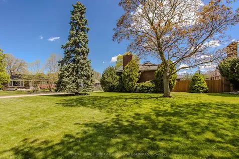 2 Glenbarr Road St. Catharines ON L2T 1Y1