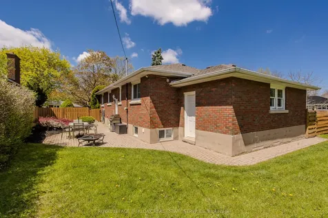 2 Glenbarr Road St. Catharines ON L2T 1Y1