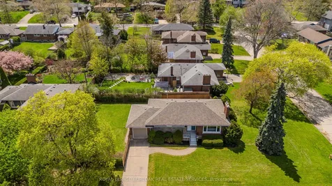 2 Glenbarr Road St. Catharines ON L2T 1Y1