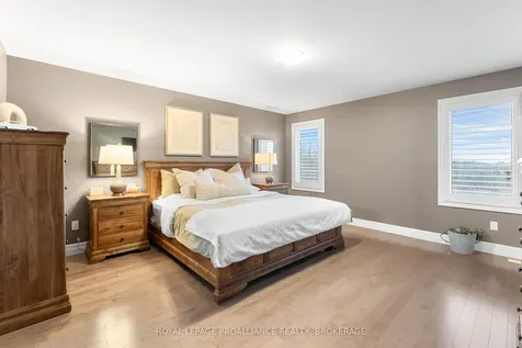 89 Hartwood Crescent Greater Napanee ON K7R 0A8