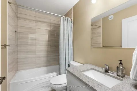 89 Hartwood Crescent Greater Napanee ON K7R 0A8
