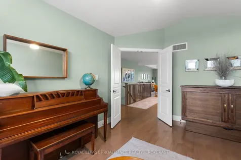 89 Hartwood Crescent Greater Napanee ON K7R 0A8