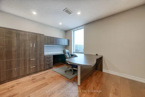 1033 Pattullo Avenue Woodstock ON N4V 1C8