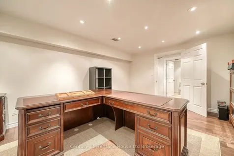 1033 Pattullo Avenue Woodstock ON N4V 1C8