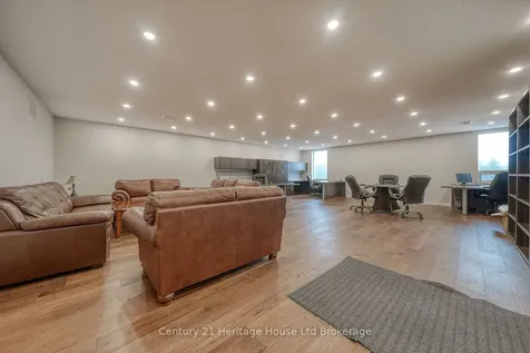 1033 Pattullo Avenue Woodstock ON N4V 1C8