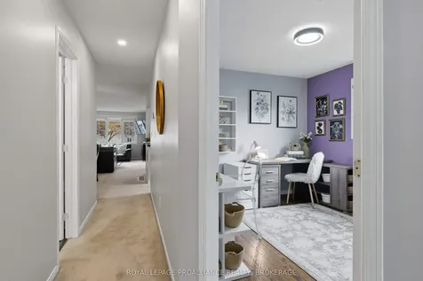 1044 Waterbury Crescent Kingston ON K7M 8V5