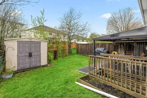 1044 Waterbury Crescent Kingston ON K7M 8V5