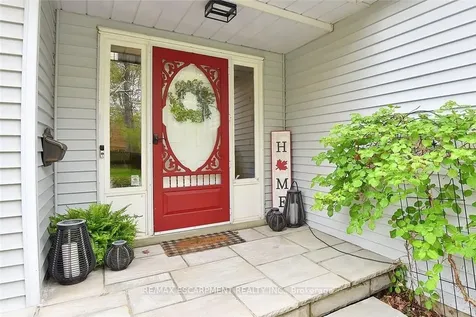 34 Pimlico Drive Hamilton ON L9H 6J5