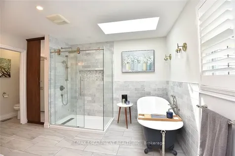 34 Pimlico Drive Hamilton ON L9H 6J5