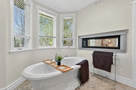 1800 Sydenham Road Kingston ON K7L 4V4