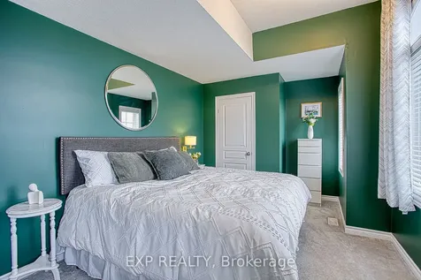 49 Lampman Drive Grimsby ON L3M 0E5