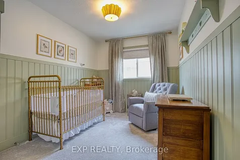 49 Lampman Drive Grimsby ON L3M 0E5