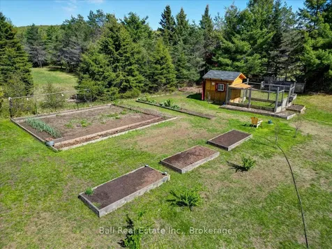 112 Maxwell Settlement Road Bancroft ON K0L 1C0