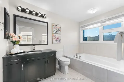 35 Plank Street Kanata ON K2V 0M4