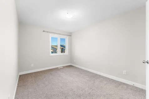 35 Plank Street Kanata ON K2V 0M4