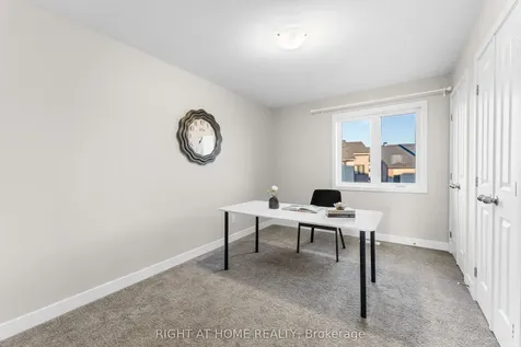 35 Plank Street Kanata ON K2V 0M4
