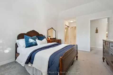 17 Terraview Crescent Guelph ON N1G 5A7