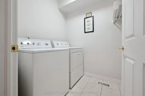 17 Terraview Crescent Guelph ON N1G 5A7