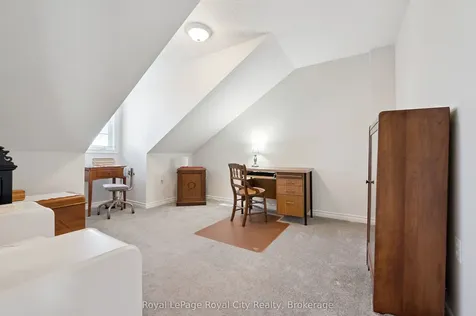 17 Terraview Crescent Guelph ON N1G 5A7