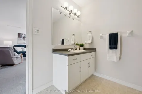 17 Terraview Crescent Guelph ON N1G 5A7