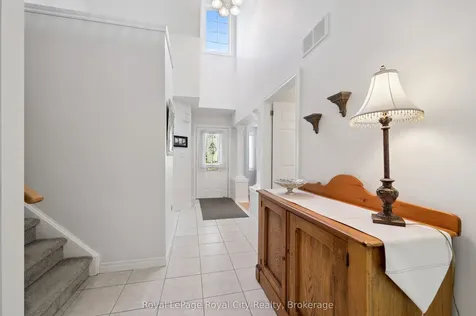 17 Terraview Crescent Guelph ON N1G 5A7