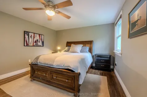 1052 Copeland Street North Bay ON P1B 3E6