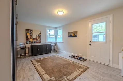 1052 Copeland Street North Bay ON P1B 3E6
