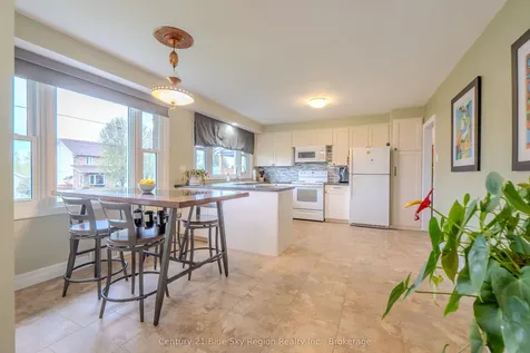 1052 Copeland Street North Bay ON P1B 3E6