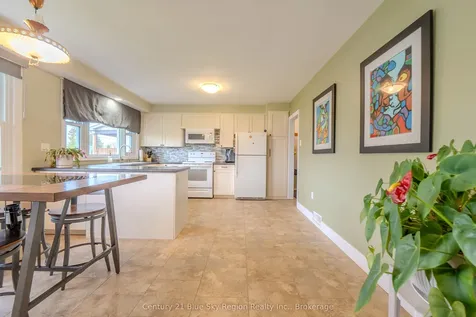 1052 Copeland Street North Bay ON P1B 3E6