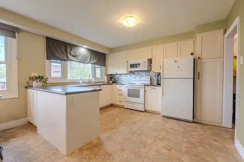 1052 Copeland Street North Bay ON P1B 3E6