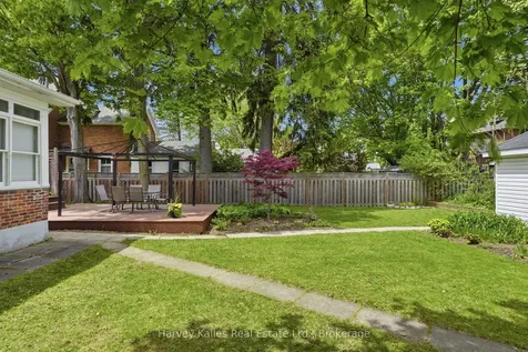 18 Centre Street Prince Edward County ON K0K 2T0