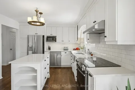 888 Grandview Road Fort Erie ON L2A 4V7