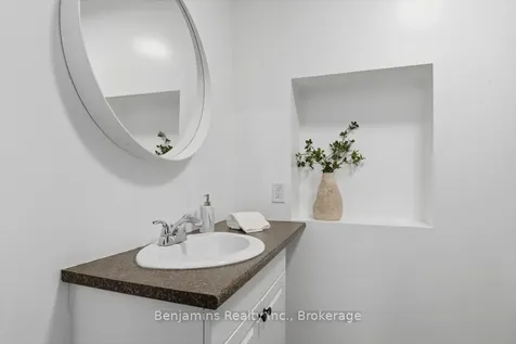 53 Eby Street S Kitchener ON N2G 3K9