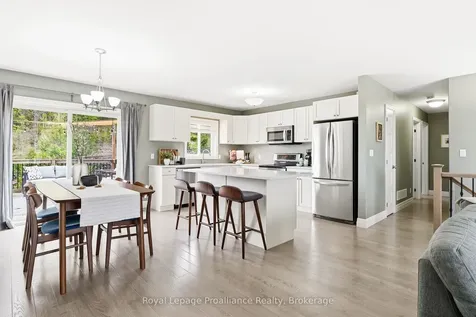 9 Mitchell Drive Quinte West ON K0K 2C0