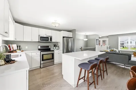 9 Mitchell Drive Quinte West ON K0K 2C0