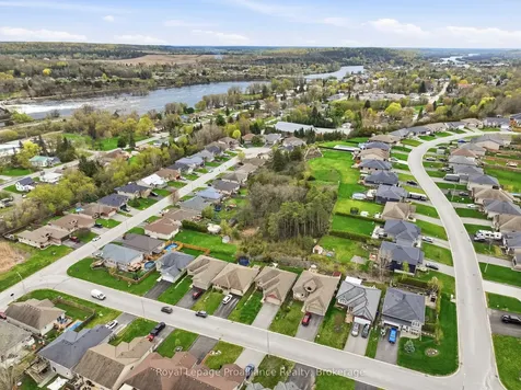 9 Mitchell Drive Quinte West ON K0K 2C0