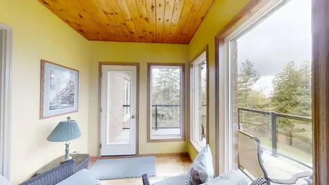 21 Emerald Street Kawartha Lakes ON K9V 4R6