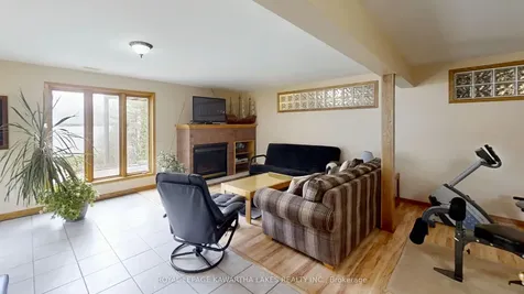 21 Emerald Street Kawartha Lakes ON K9V 4R6