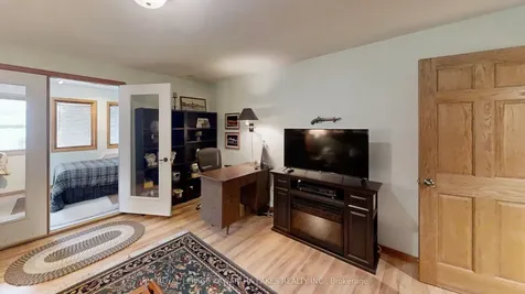 21 Emerald Street Kawartha Lakes ON K9V 4R6